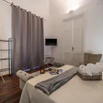 Casa de hóspedes Le Di Alba 3*